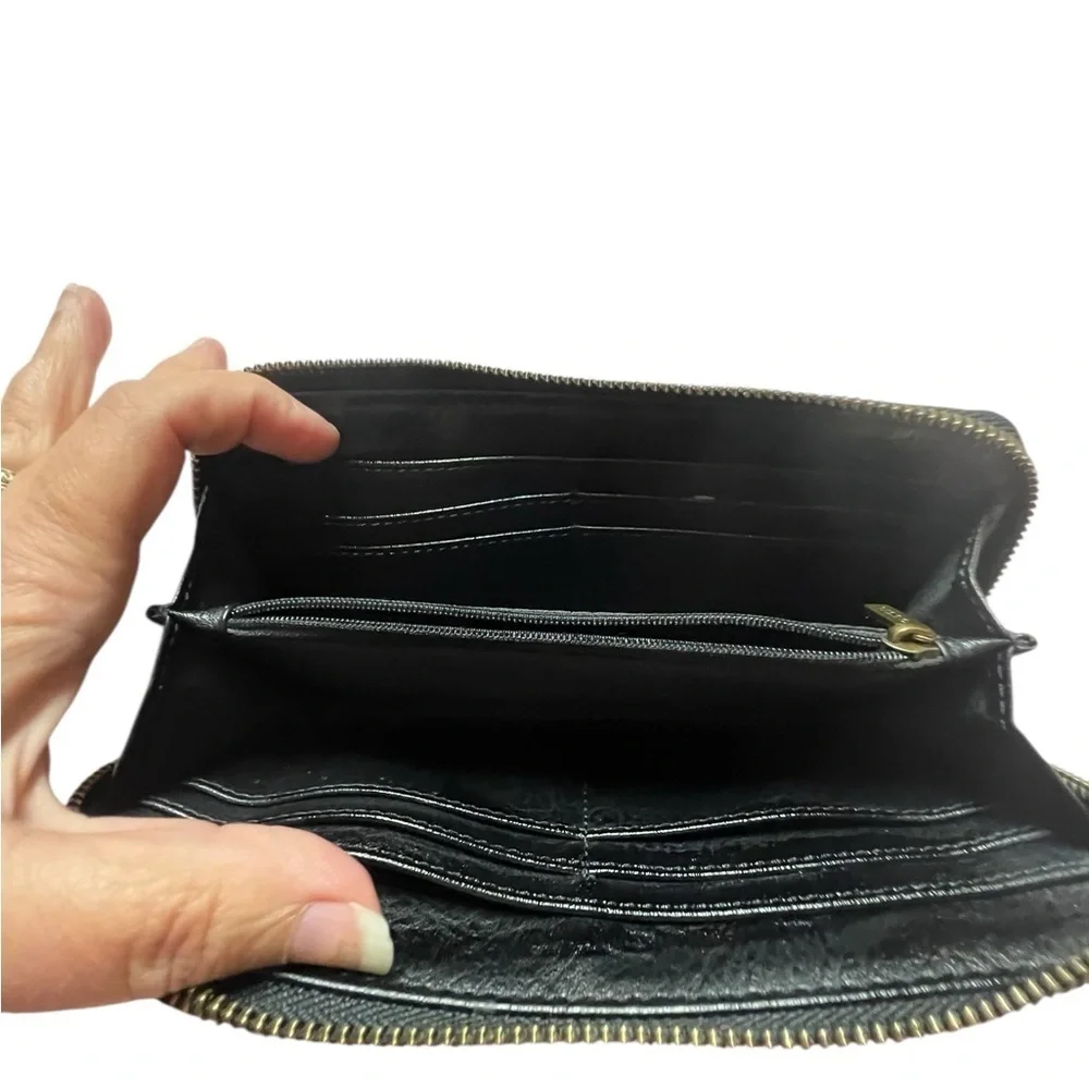 Fossil Black Pebbled Leather Wristlet